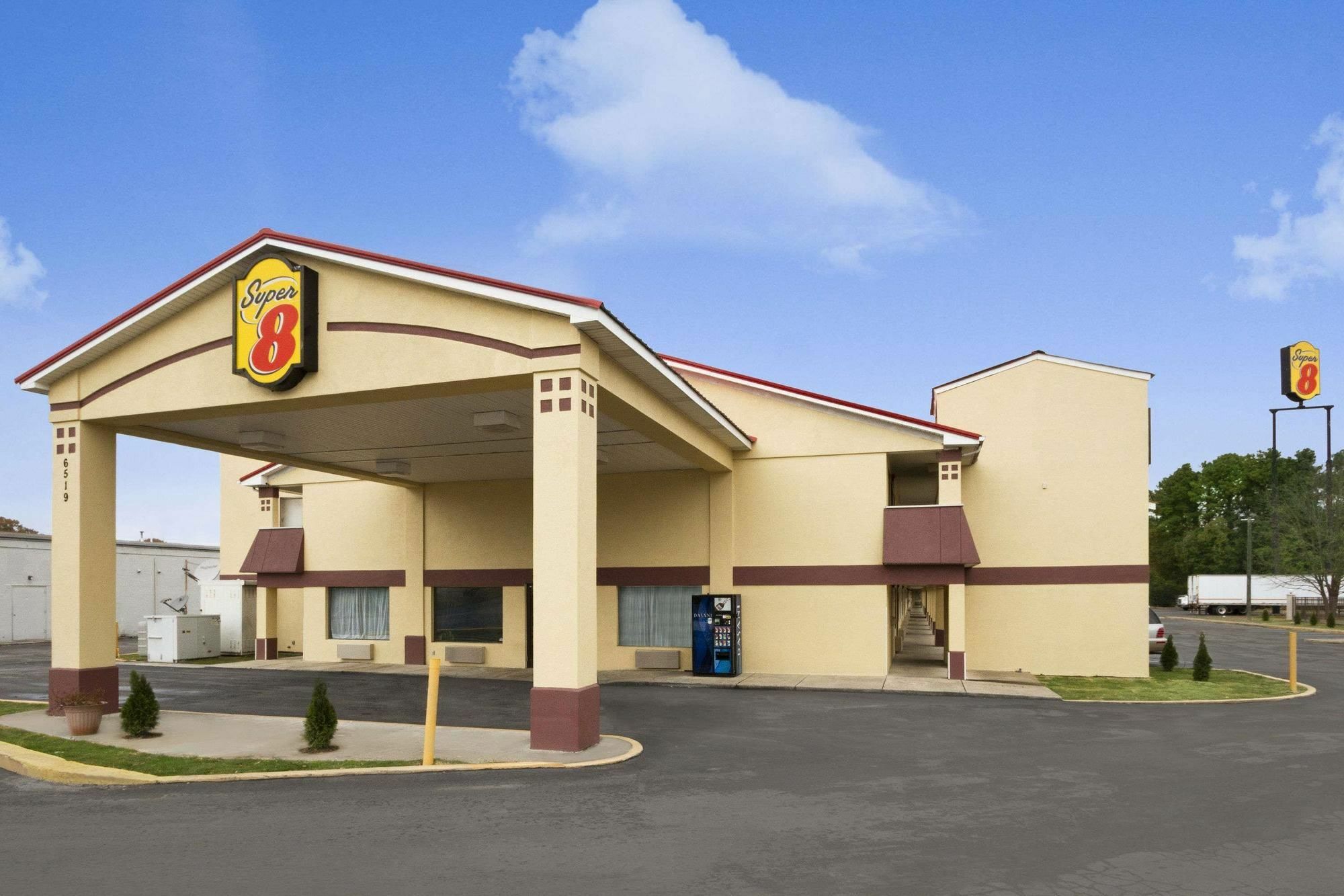 Super 8 By Wyndham Chattanooga/East Ridge Hotel Exterior photo